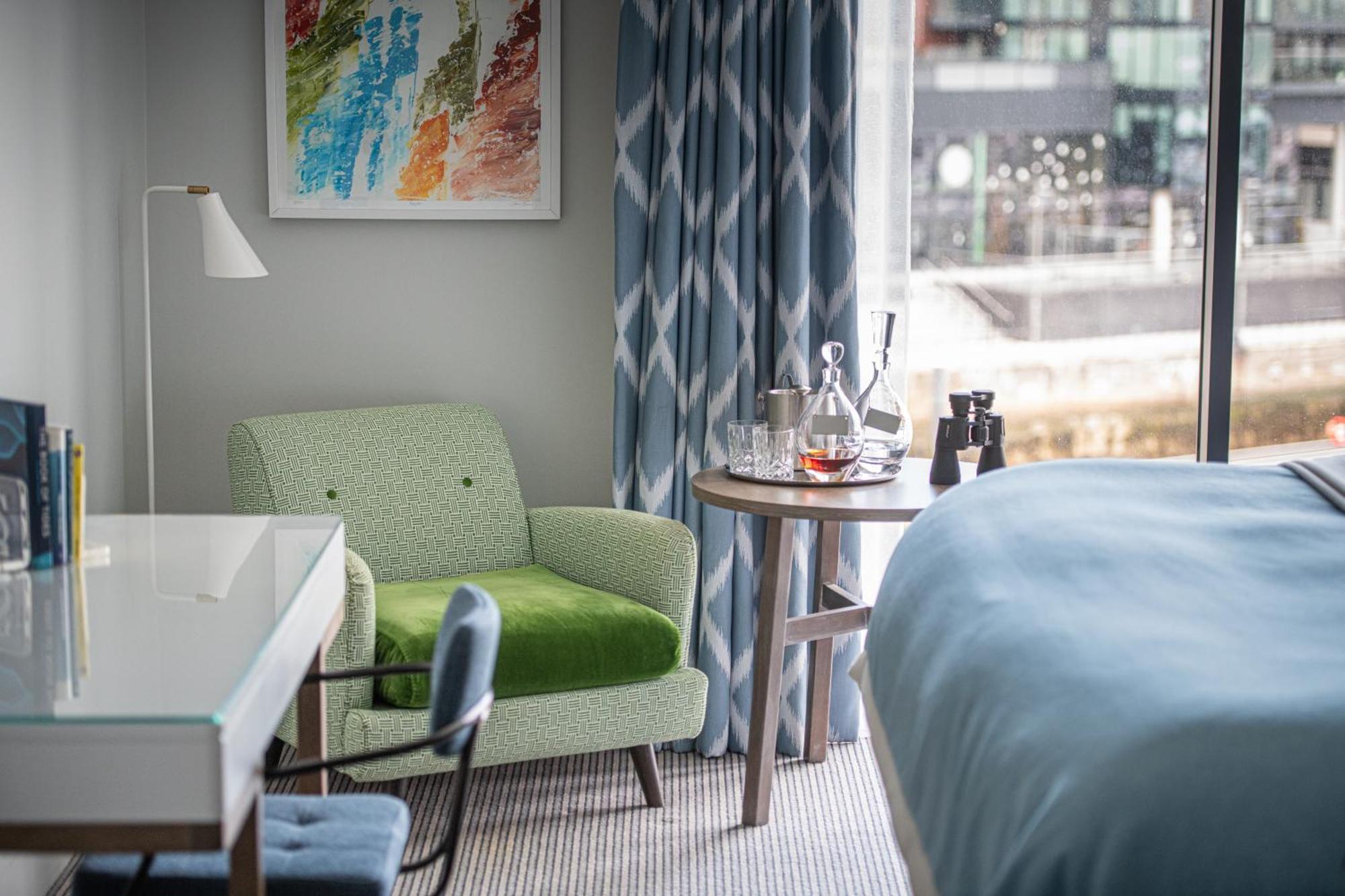 Harbour Hotel & Spa Southampton Exterior foto A room at the hotel