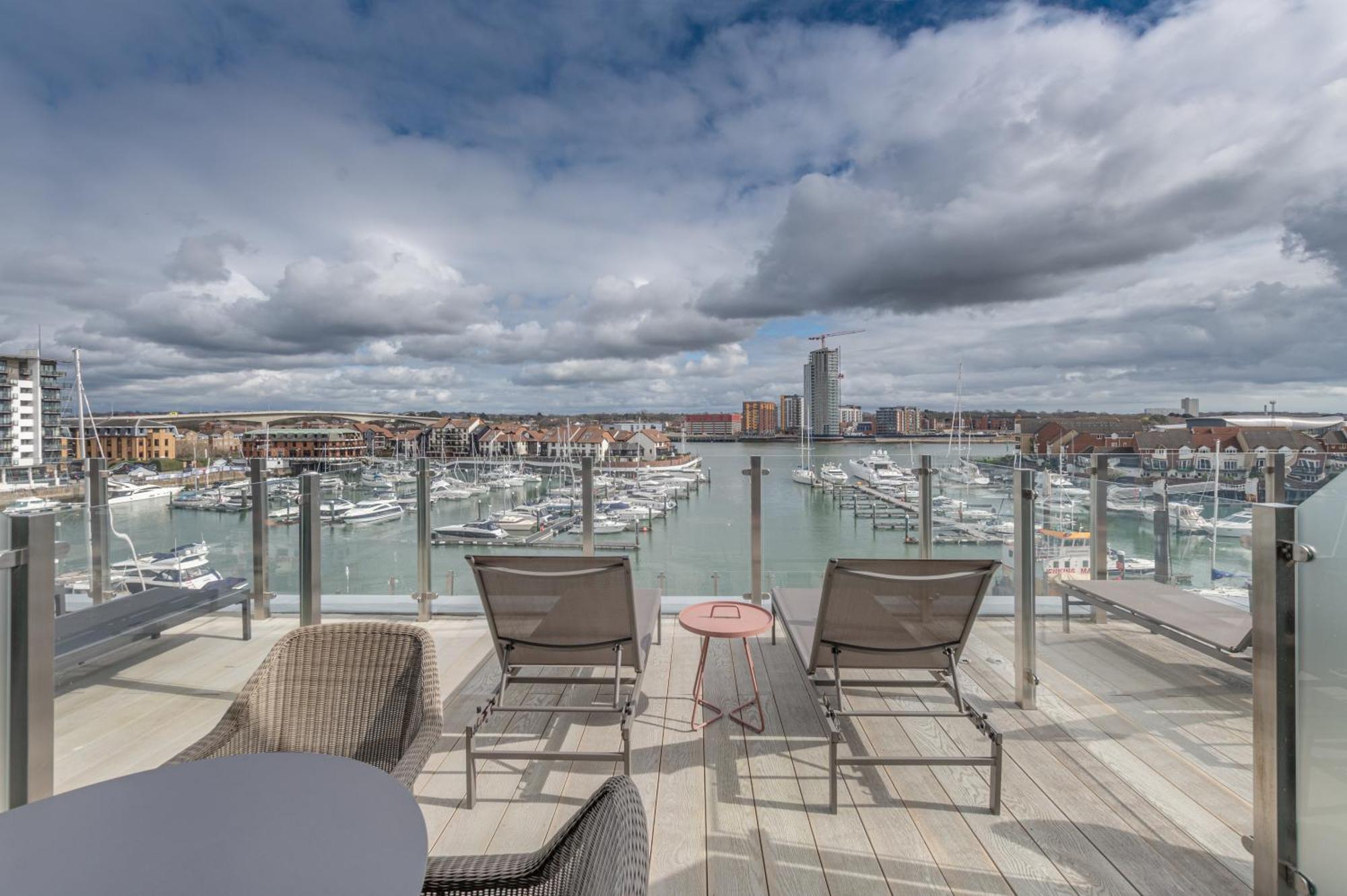 Harbour Hotel & Spa Southampton Quarto foto View from the rooftop